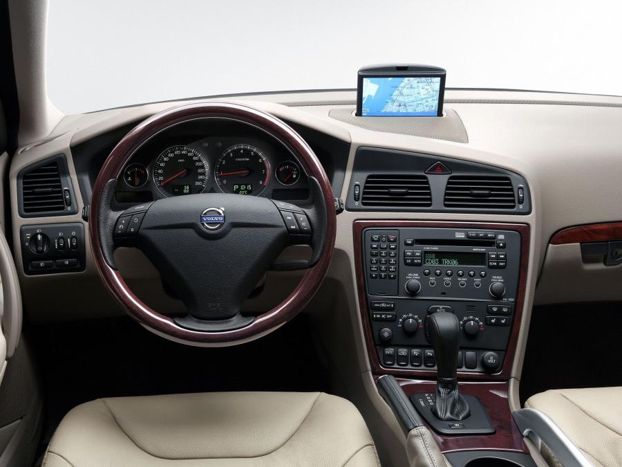  Volvo XC70 2005 года  (фото 14 из 22)